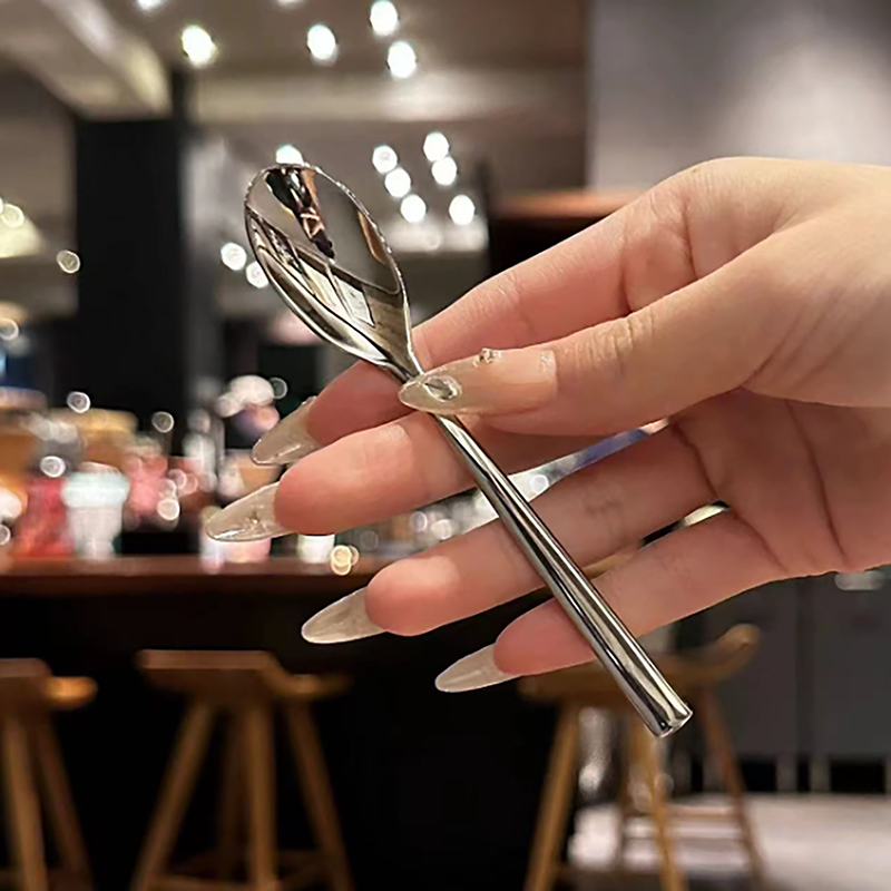 Kitchen Gadgets Usa - Круглая ложка из нержавеющей стали, красная
